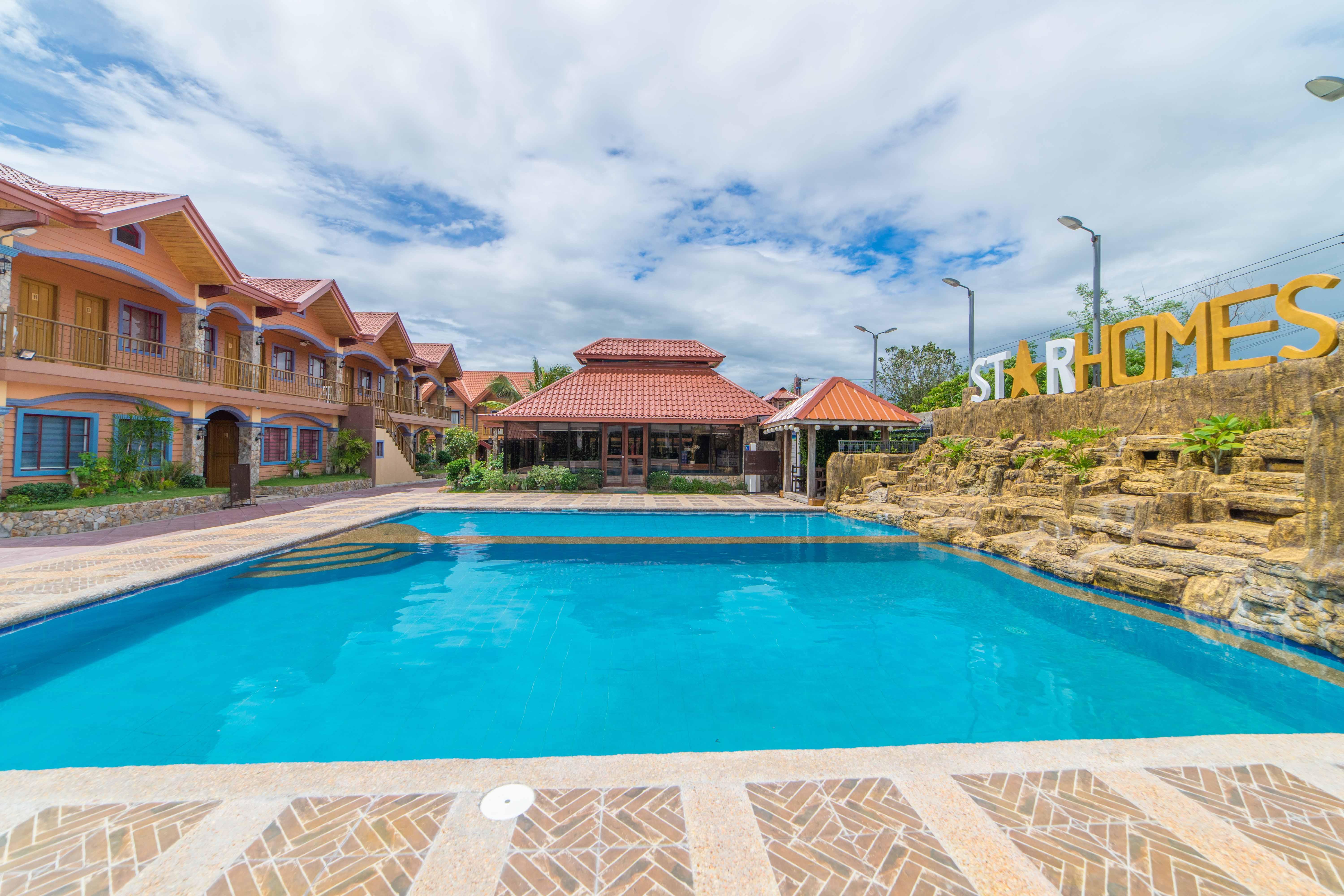 Reddoorz Plus @ Starhomes Olivianville Tarlac City Exterior photo