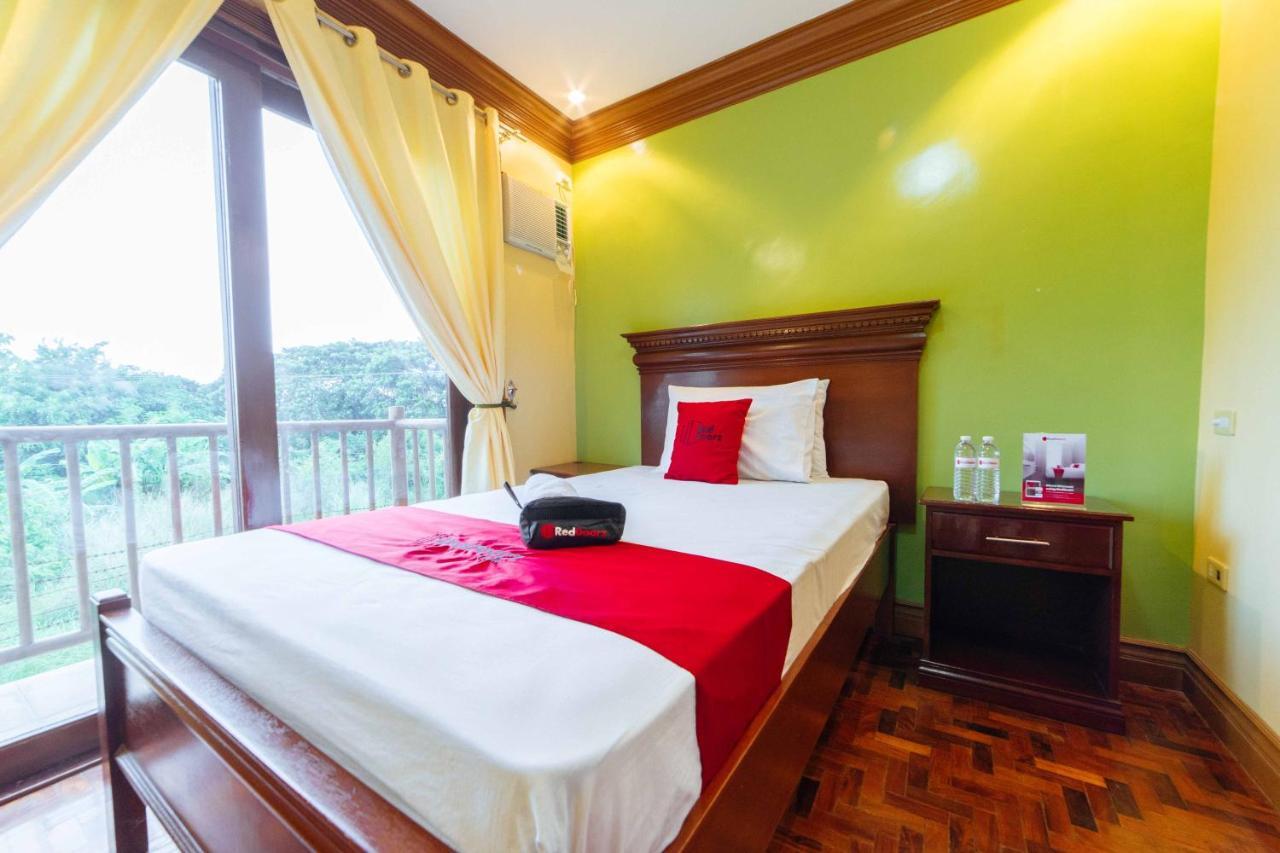 Reddoorz Plus @ Starhomes Olivianville Tarlac City Exterior photo